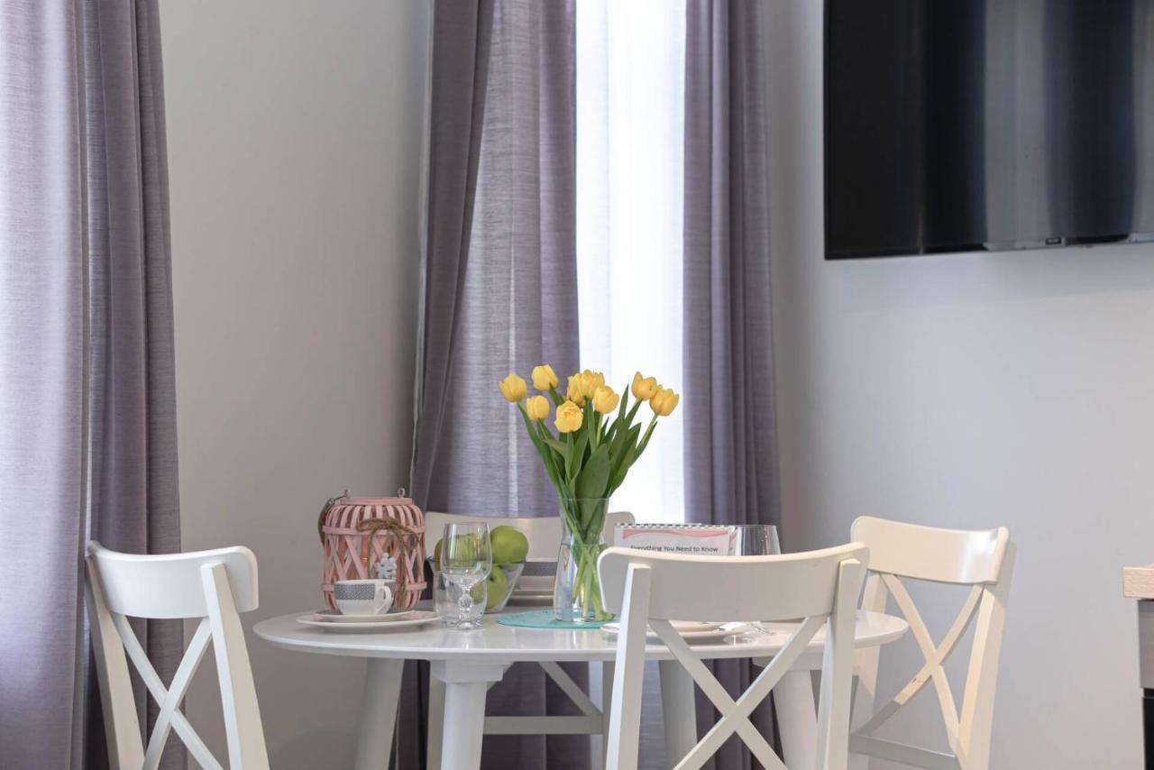 Kalamehe Modern Apartment 2 Near City Center 페르누 외부 사진
