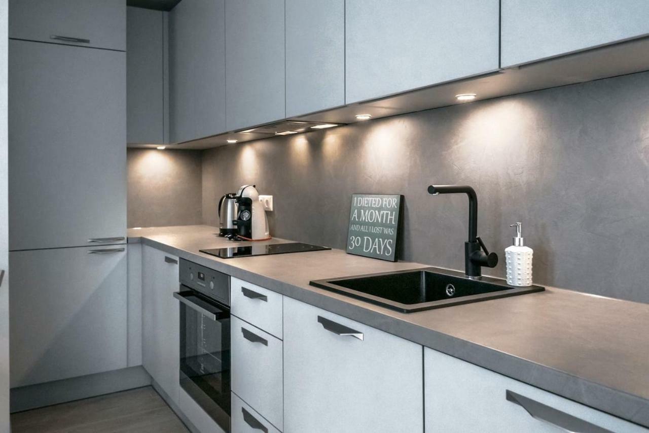 Kalamehe Modern Apartment 2 Near City Center 페르누 외부 사진