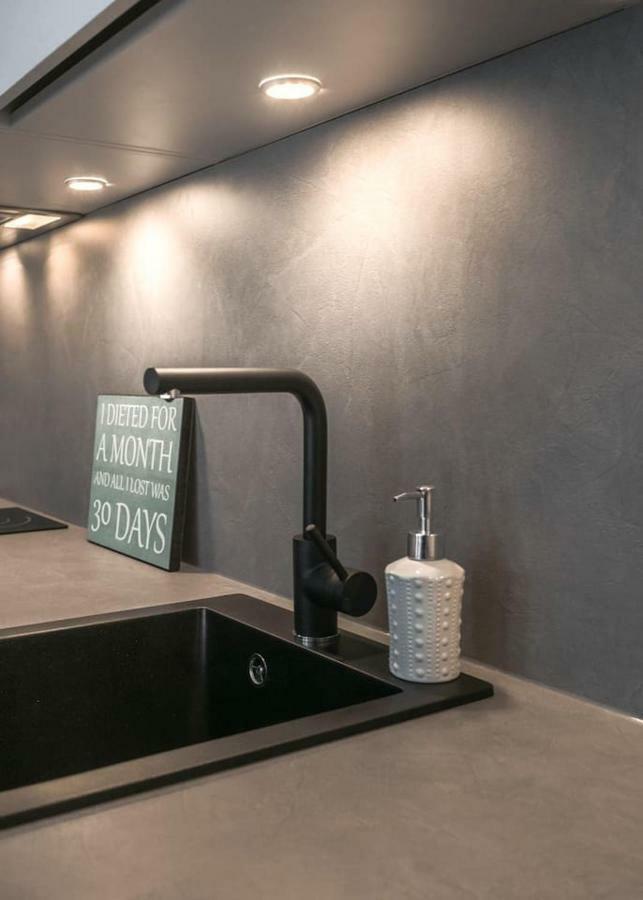 Kalamehe Modern Apartment 2 Near City Center 페르누 외부 사진