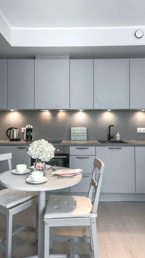 Kalamehe Modern Apartment 2 Near City Center 페르누 외부 사진